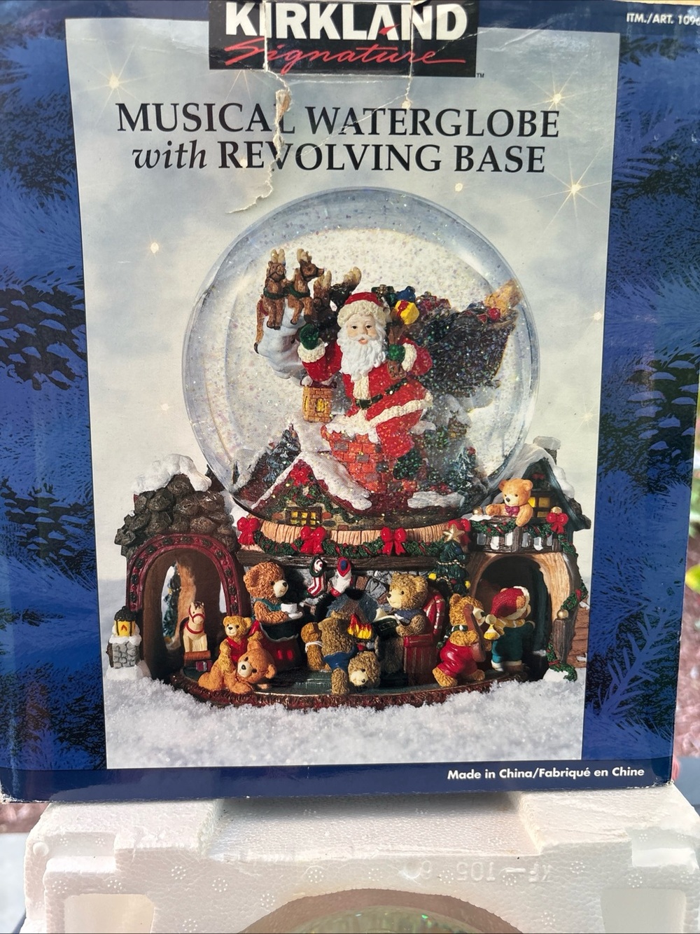 Kirkland Signature Red Santa Musical Water Globe with Revolving Base